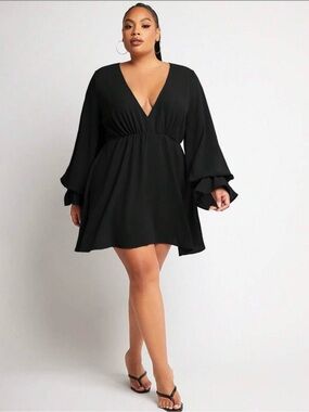 🖤 Black Plus Plunging Neck Flare Sleeve Sheer Dress Size 1XL